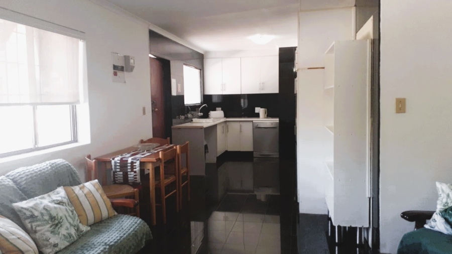 To Let 2 Bedroom Property for Rent in Country Club Western Cape